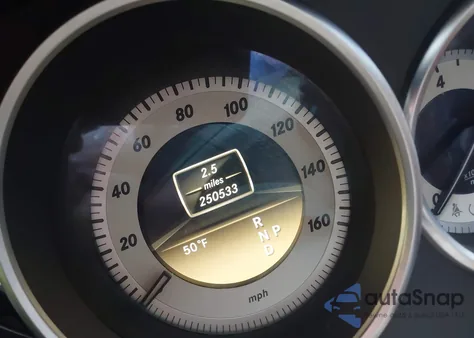 2012 Mercedes-Benz Cls 550 4Matic из США, поврежденный, VIN WDDLJ9BB4CA025856